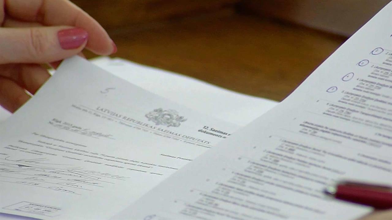 В Латвии собрали десять тысяч подписей за сохранение двуязычного образования