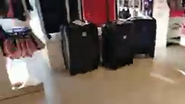 Как бы шоппинг в Больцано. Twenty Bolzano/Bozen смотреть онлайн