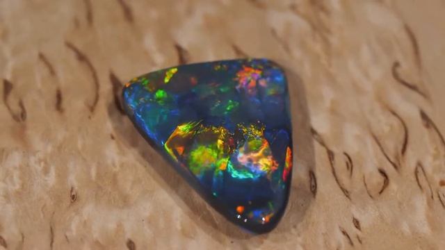 Черный опал инвестиционной категории. смотреть онлайн