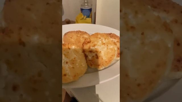 Творожные сырники с манкой ?