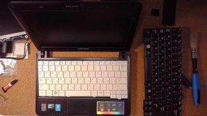 Нетбук Samsung N130 | Из двух нерабочих в один рабочий | Ноутбучные истории
