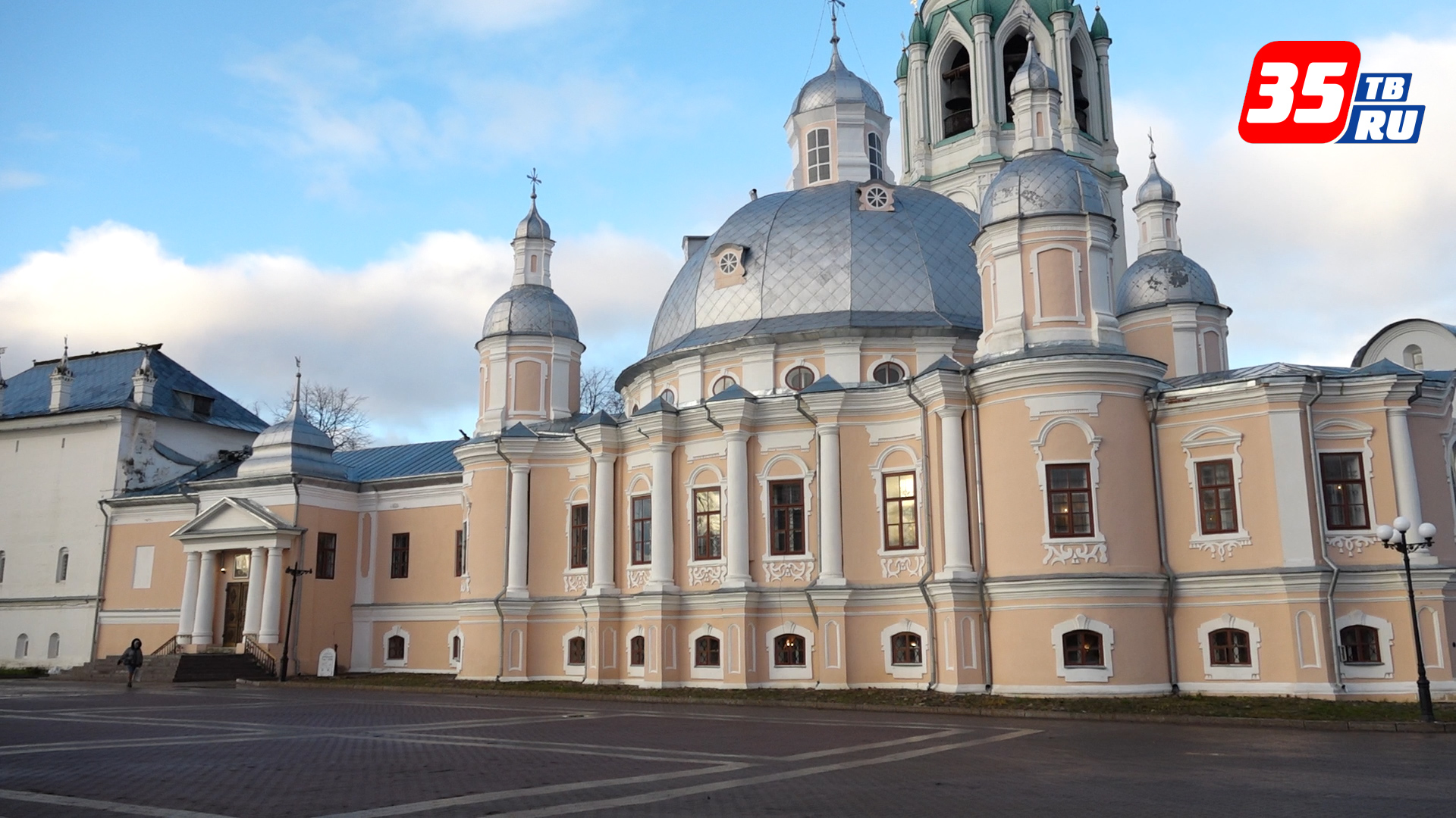 Воскресенский собор Кремля Вологды