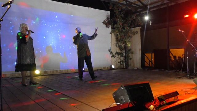 Фирюза Сафина и Юрий Садовников А над речкой туман белый белый смотреть онлайн