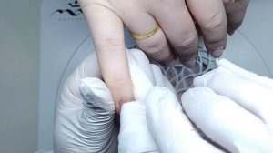 Укрепление натуральных ногтей гелем / аппаратный маникюр / Runail