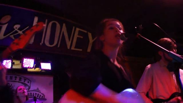 Веселый Дилижанс - Shut up and listen (СПб Кантри марафон 2019).mp4 смотреть онлайн