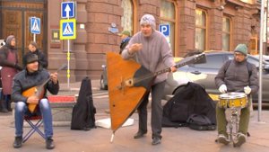 Трио музыкантов.Колхозный панк.Сектор газа