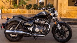 2023 Royal Enfield Super Meteor 650 The Best Value of all Cruisers in this Class | 648cc Bosch ECU