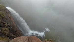 ЮАР. Водопад Тугела, с высоты 2160 м