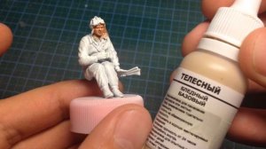 Как покрасить лицо на фигурке_ для начинающих.mp4