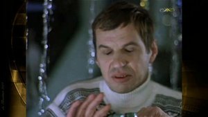 У тебя поразительная память! Сейчас не об этом...