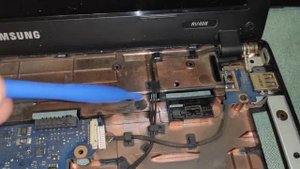 Апгрейд ноутбука Samsung замена процессора на Intel Core 2 Duo T9300 6 MB L2 Cache