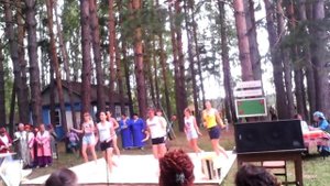 Танец "Улыбайся" Нижняя Ненинка 2015