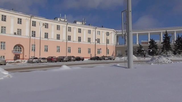 Привокзальная площадь, орловский вокзал, город Орёл
