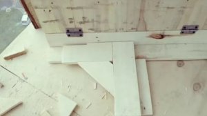 Настенный стол на балкон своими руками!)