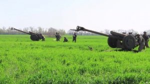 ??Российские гаубицы Д-30 уничтожают вражеские огневые позиции