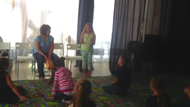 Занятия в театральной школе-студии "Happy life" (группа 8-12лет) смотреть онлайн