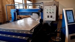 Станок ЧПУ для распиловки алюминиевых плит и листов