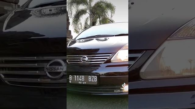 Nissan Serena HWS 2012 - AT