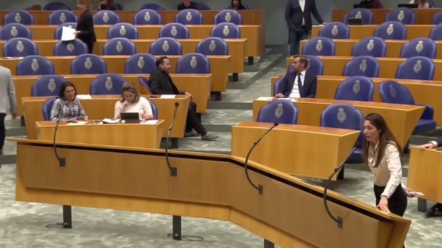 Martin Bosma over de NPO! 'Ze willen Ongehoord Nederland VERBIEDEN maar verspreiden zelf complotten смотреть онлайн