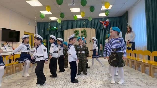 ВПЕРЕД РОССИЯ !!! ВЫХОД НА УТРЕННИК 23 февраля 2023 г. ПОДГОТОВИТЕЛЬНАЯ ГРУППА