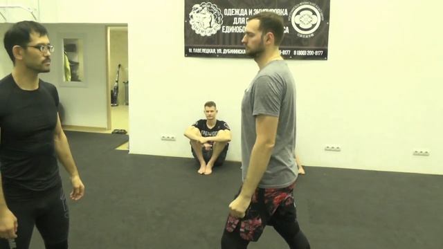 СВЯЗКИ - УДАРЫ РУКАМИ И НОГАМИ ｜КОМБИНАЦИИ УДАРОВ ｜УЭДА МАСАРУ смотреть онлайн