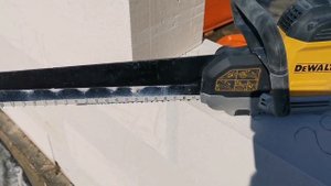 Пилим газобетон DEWALT DWE399. Хорош? Да