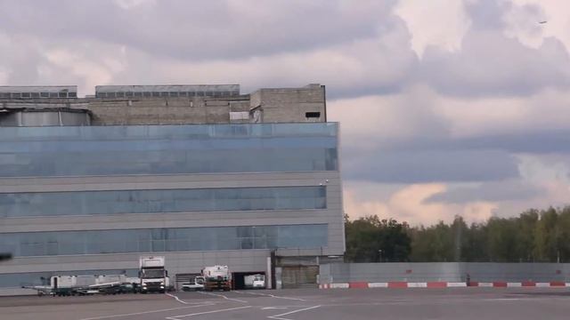 Аэропорт Домодедово. Сентябрь 2015 смотреть онлайн