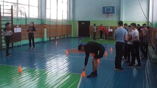 Урок физкультуры. Читательская грамотность