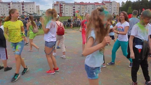 1 июня 2019г. День защиты детей! 12ч. Фестиваль красок Холи! Березино. Беларусь. смотреть онлайн