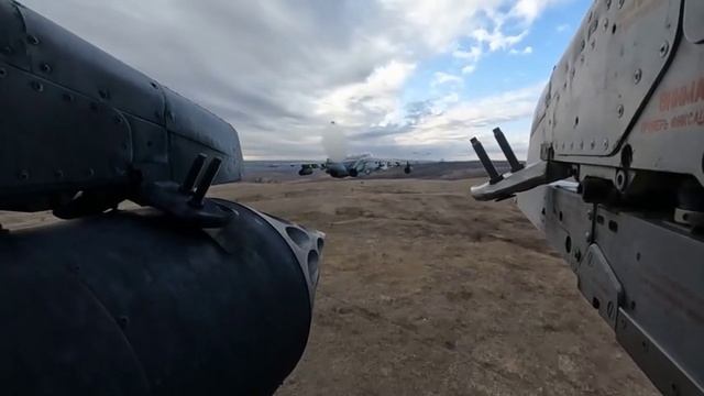 Экипажи штурмовой авиации уничтожили живую силу и технику противника на Краснолиманском направлении.