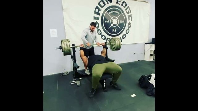 Julius Maddox and big 605 lbs (274 kg) set of 6! смотреть онлайн