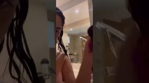 HARIEL VLOG  Shower ( UNCENSORED )