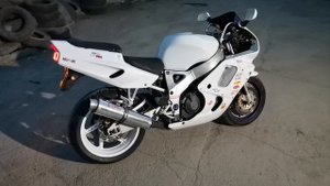 Cbr900rr 1997г.в