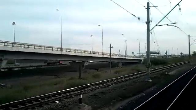 Поездка в электричке ЭД4М от станции "Дачное" до перегона до Ульянки. смотреть онлайн