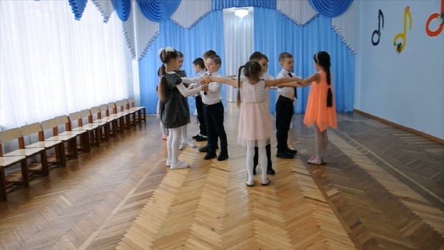 Вальс - подарок для мам и бабушек, группа Ириски смотреть онлайн