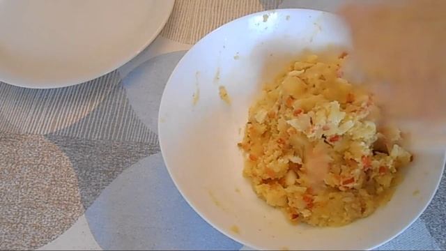 Котлеты с начинкой (картофель и сыр). смотреть онлайн