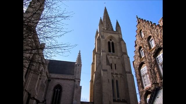 Nieuwpoort, Onze-Lieve-Vrouwekerk, deelgelui + uurmelodie beiaard. смотреть онлайн