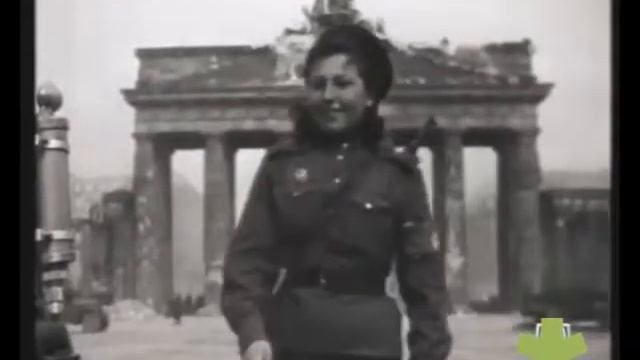 8 mayo de 1945 / Puerta de Branderburgo смотреть онлайн