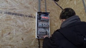 Электромонтаж проводки в мастерской своими руками