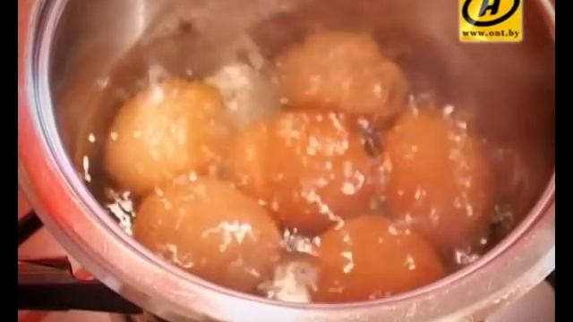 Как быстро и легко почистить яйцо? Народные рецепты. смотреть онлайн