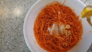 Маринованная морковь.