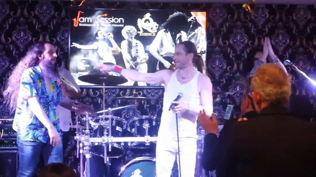 VLOG: Queenessence - Jam Session Cesenatico смотреть онлайн