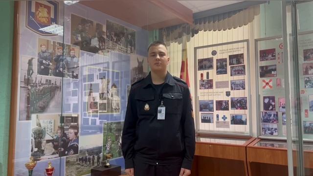 «Сорок тополей» Е. Киселева-Никифорова. Читает кадет 10 А класса Сергей Александров