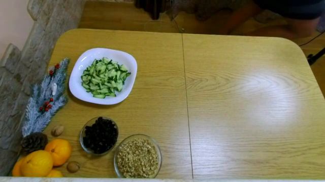 САЛАТ «НЕЖЕНКА» с курицей, черносливом и грецкими орехами???#рецепт #салат #вкусноипросто
