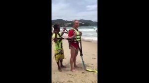 Австралийский турист разбился насмерть, сорвавшись с парашюта