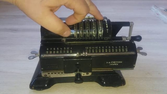 Арифмометр Феликс
