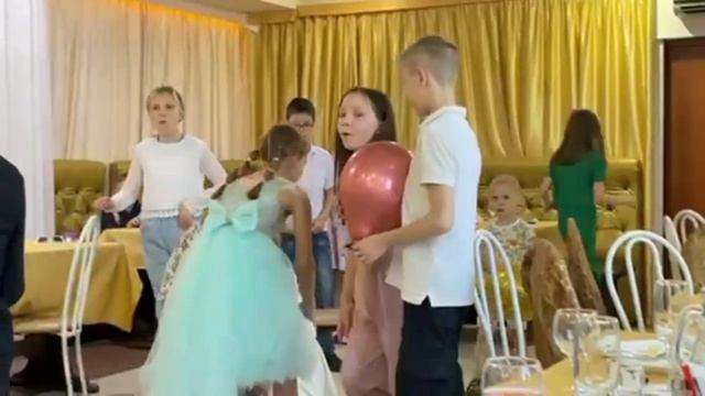 выпускной доченьки 4 класс