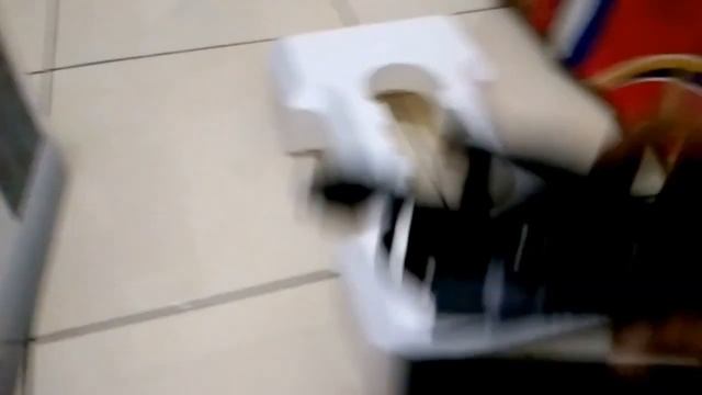 Unboxing UPS APC BX1100-LI-MS смотреть онлайн