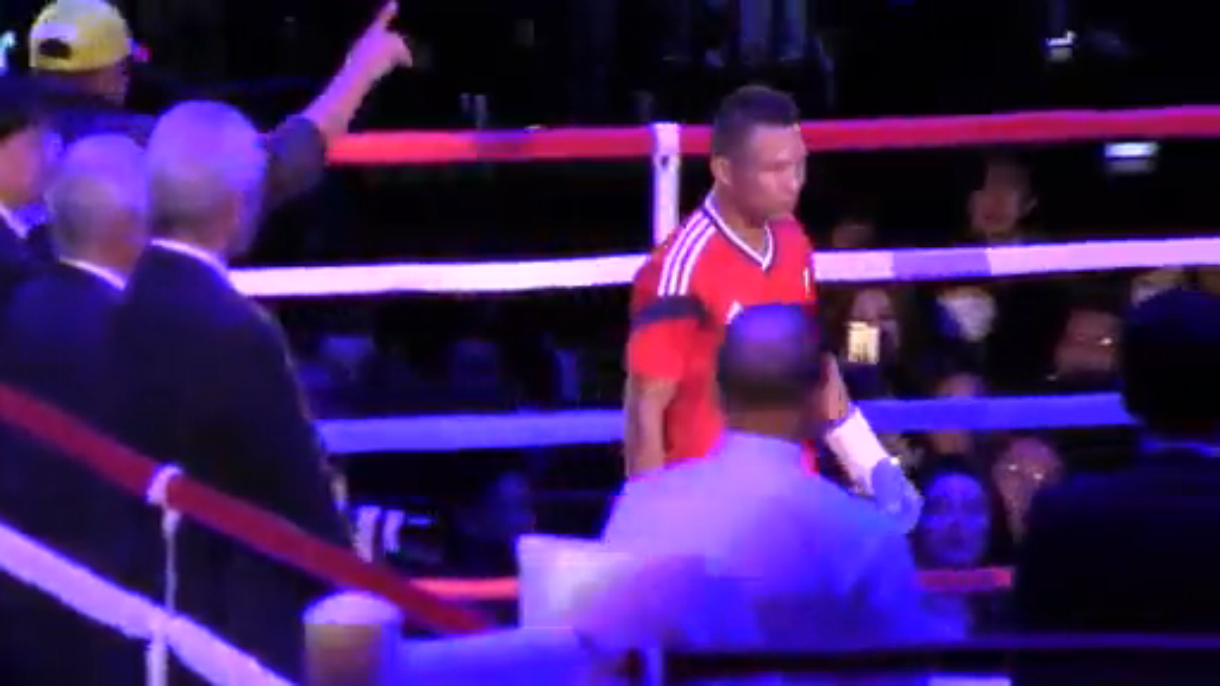 Ryoichi Taguchi Vs Luis De La Rosa