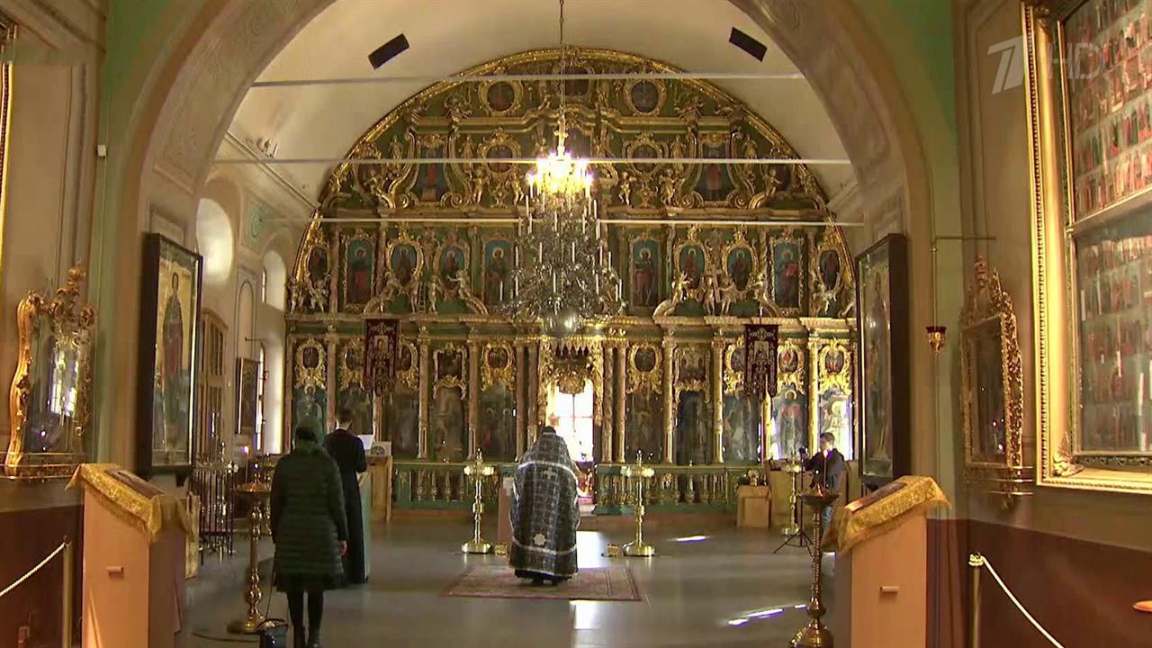 Всех российских верующих призывают воздержаться от посещения церквей